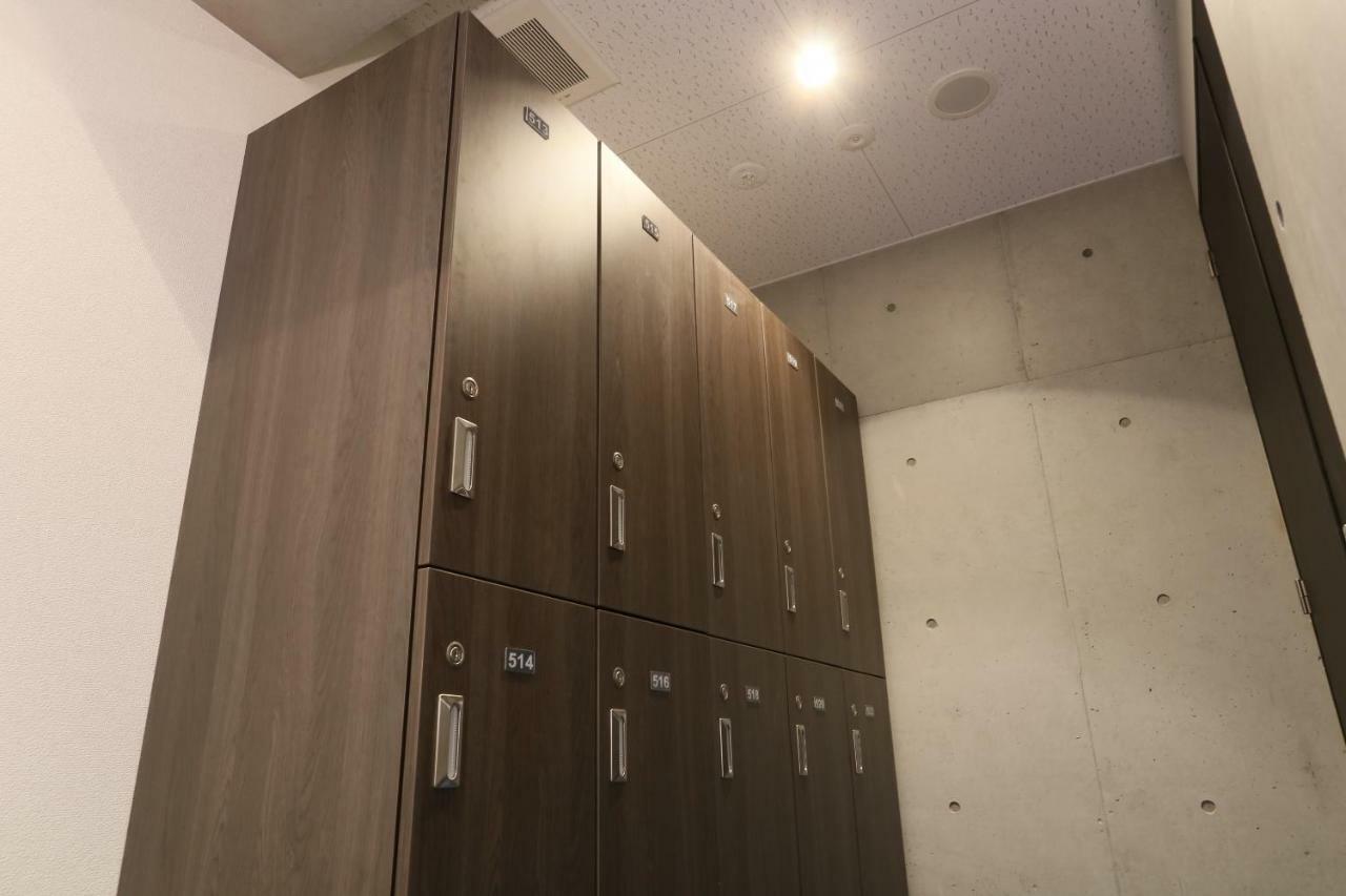 Business Capsule Hotel Lightning Hotel Asakusa Tokyo Exterior photo