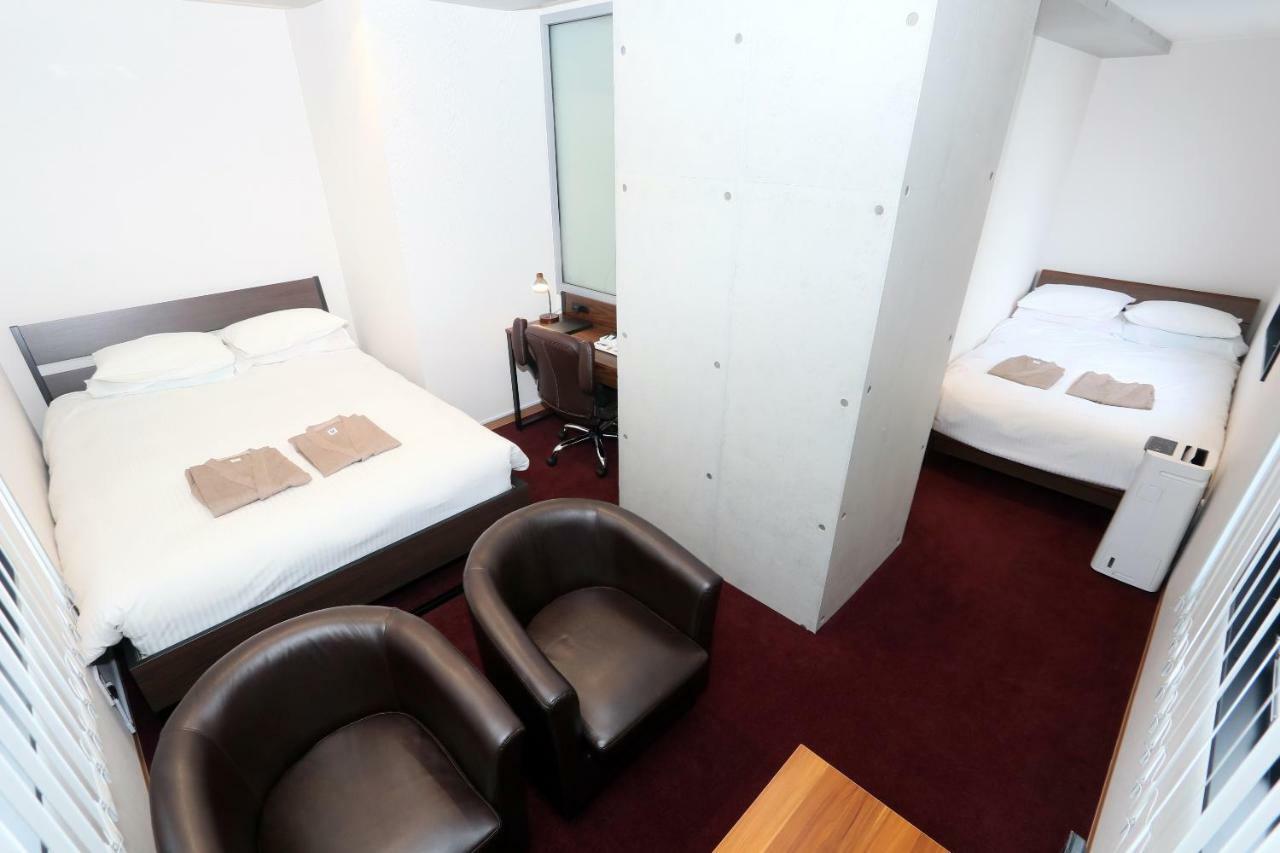 Business Capsule Hotel Lightning Hotel Asakusa Tokyo Exterior photo